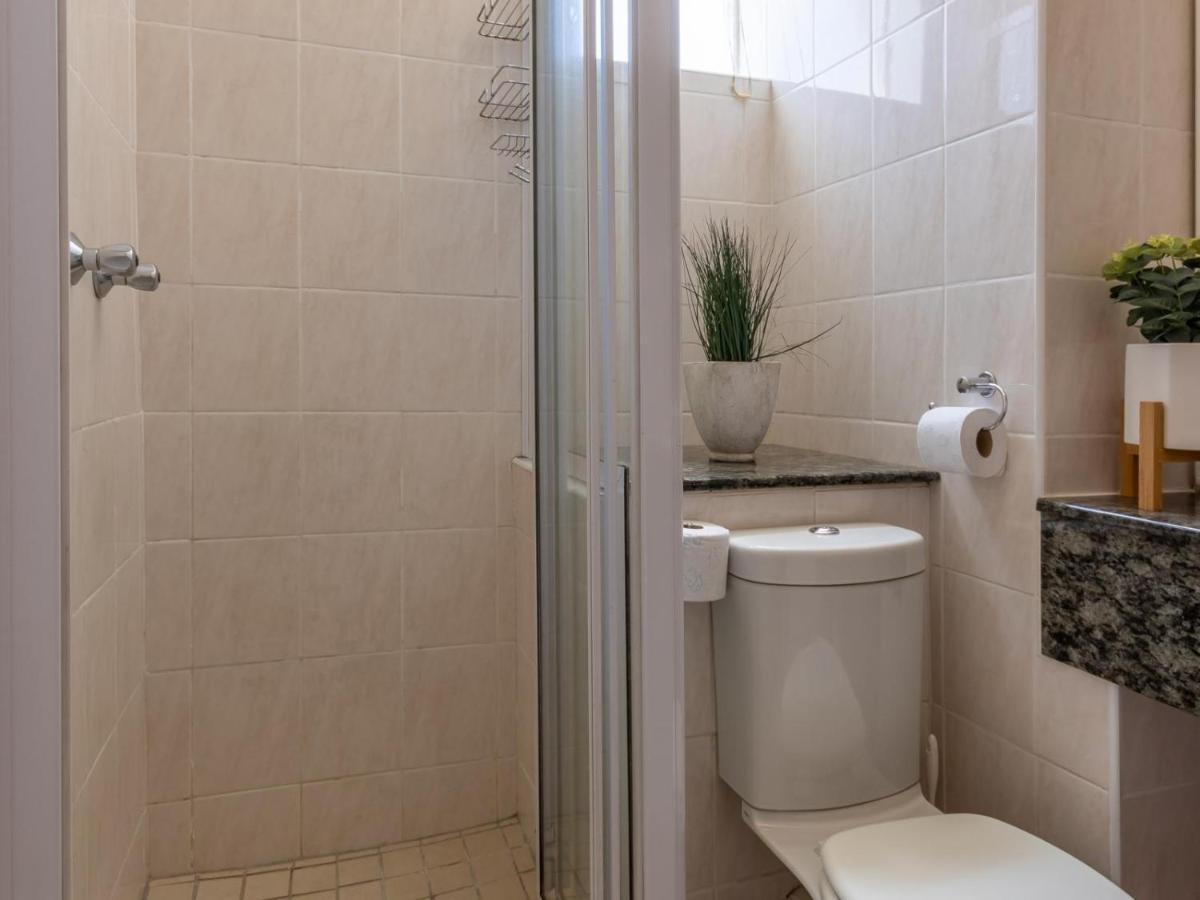 Rad - Illovo Mews 245 Oxford Road Apartment Johannesburg