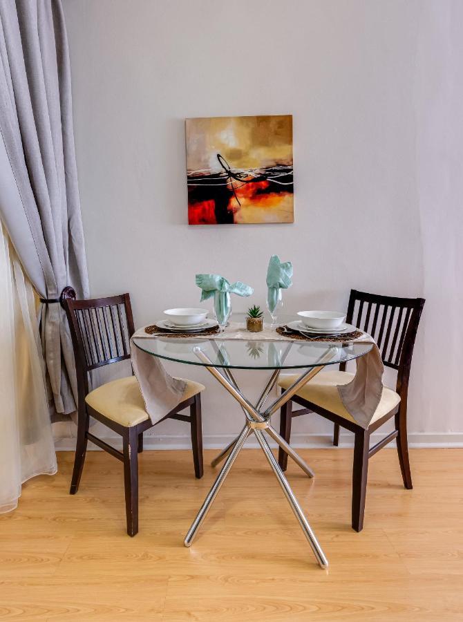 Apartment Rad - Illovo Mews 245 Oxford Road