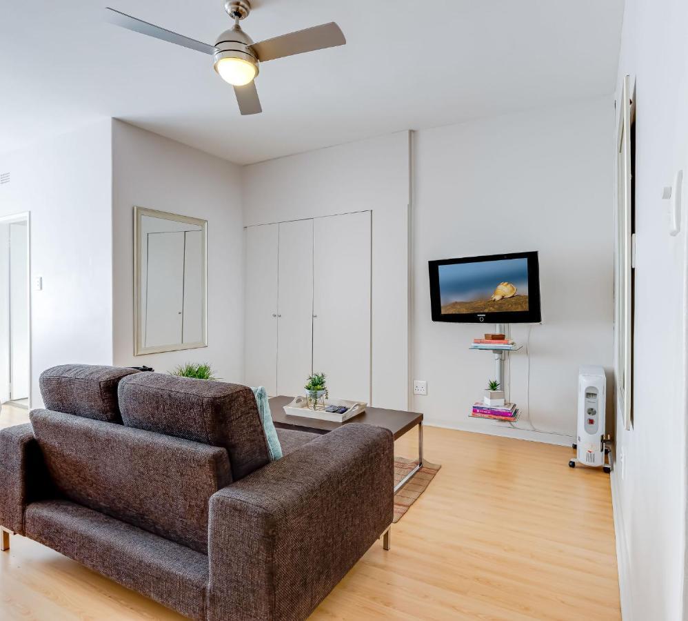 Apartment Rad - Illovo Mews 245 Oxford Road