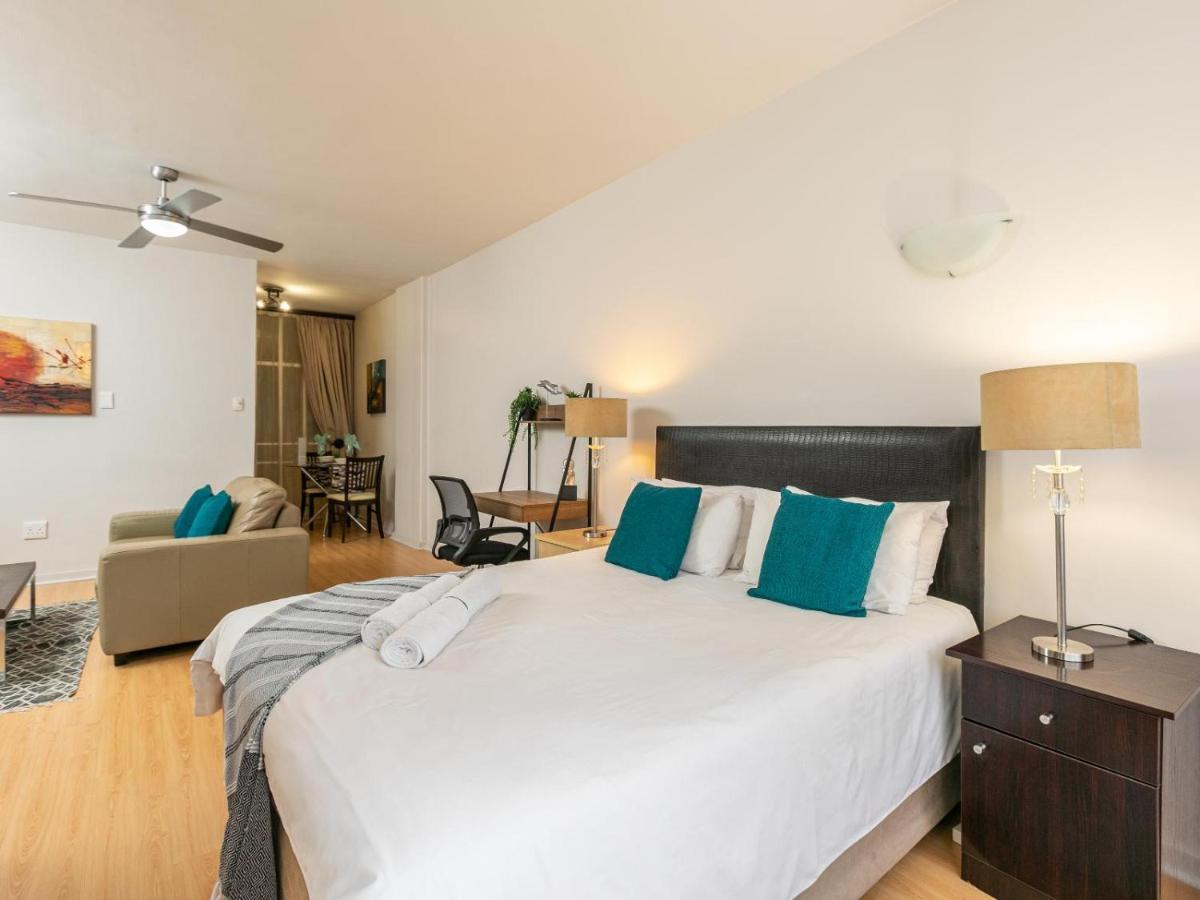 Apartment Rad - Illovo Mews 245 Oxford Road